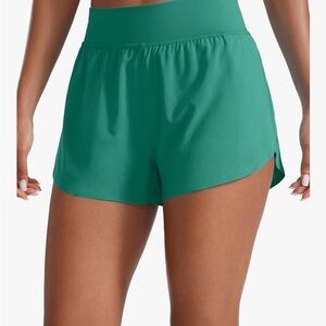 CRZ YOGA Green Athletic Shorts Lightweight Performance